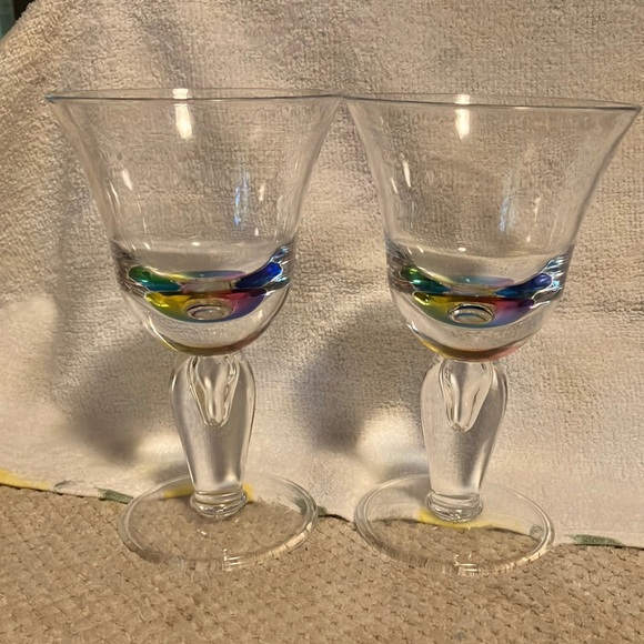 Bed Bath & Beyond Dining 2 New Never Used Acrylic Wine Glasses